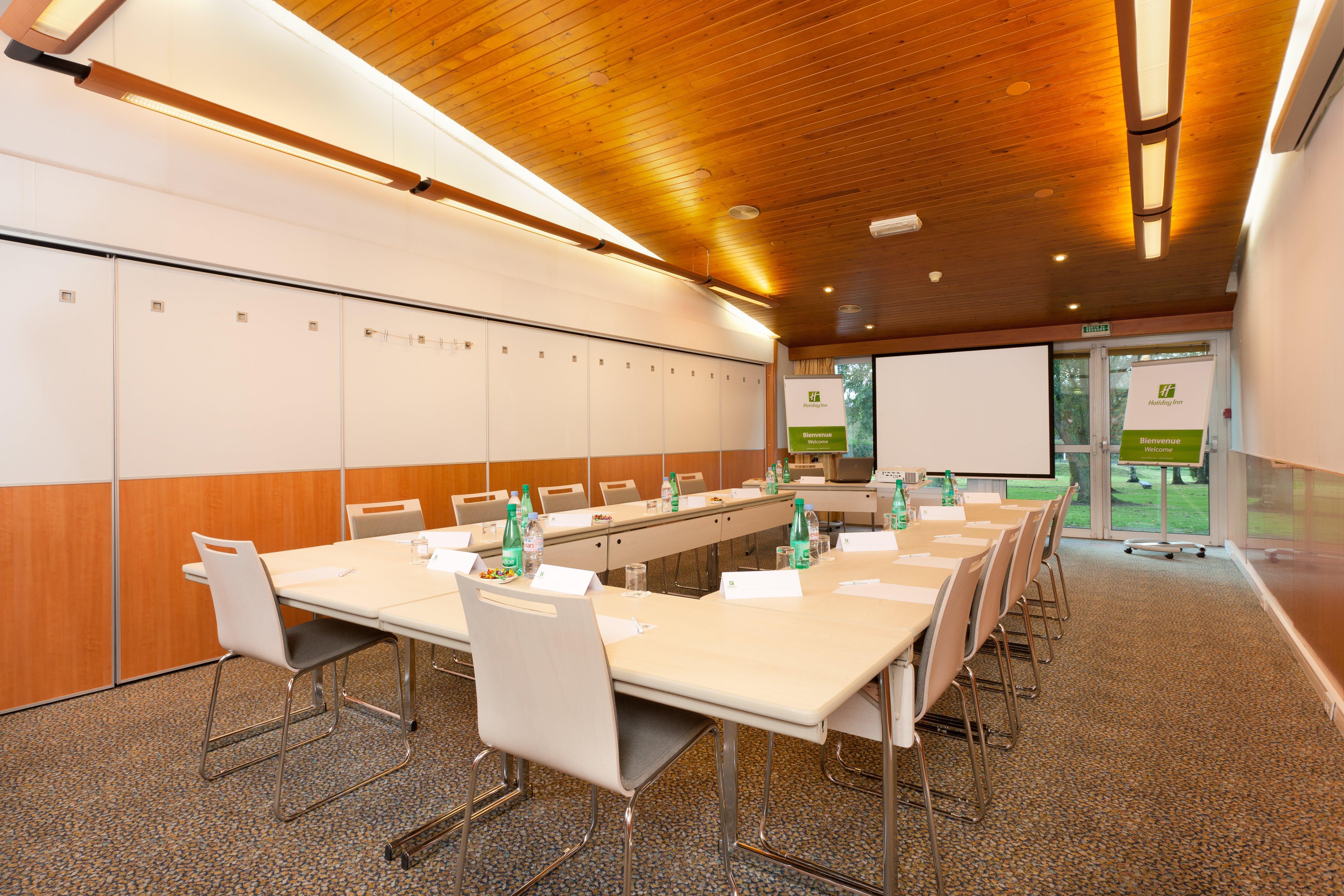 Lille Ouest By Ihg 4*
