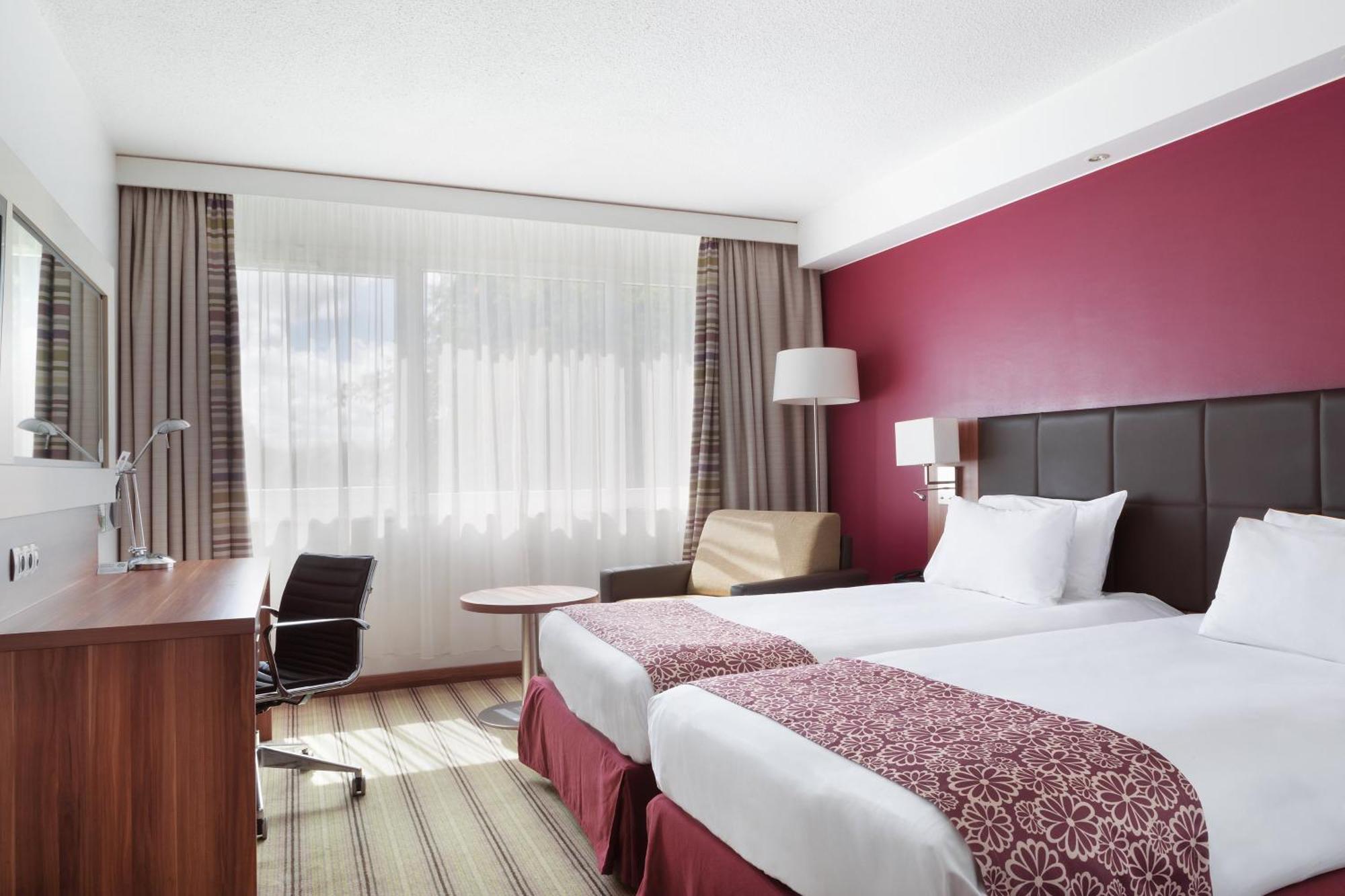 Lille Ouest By Ihg 4*