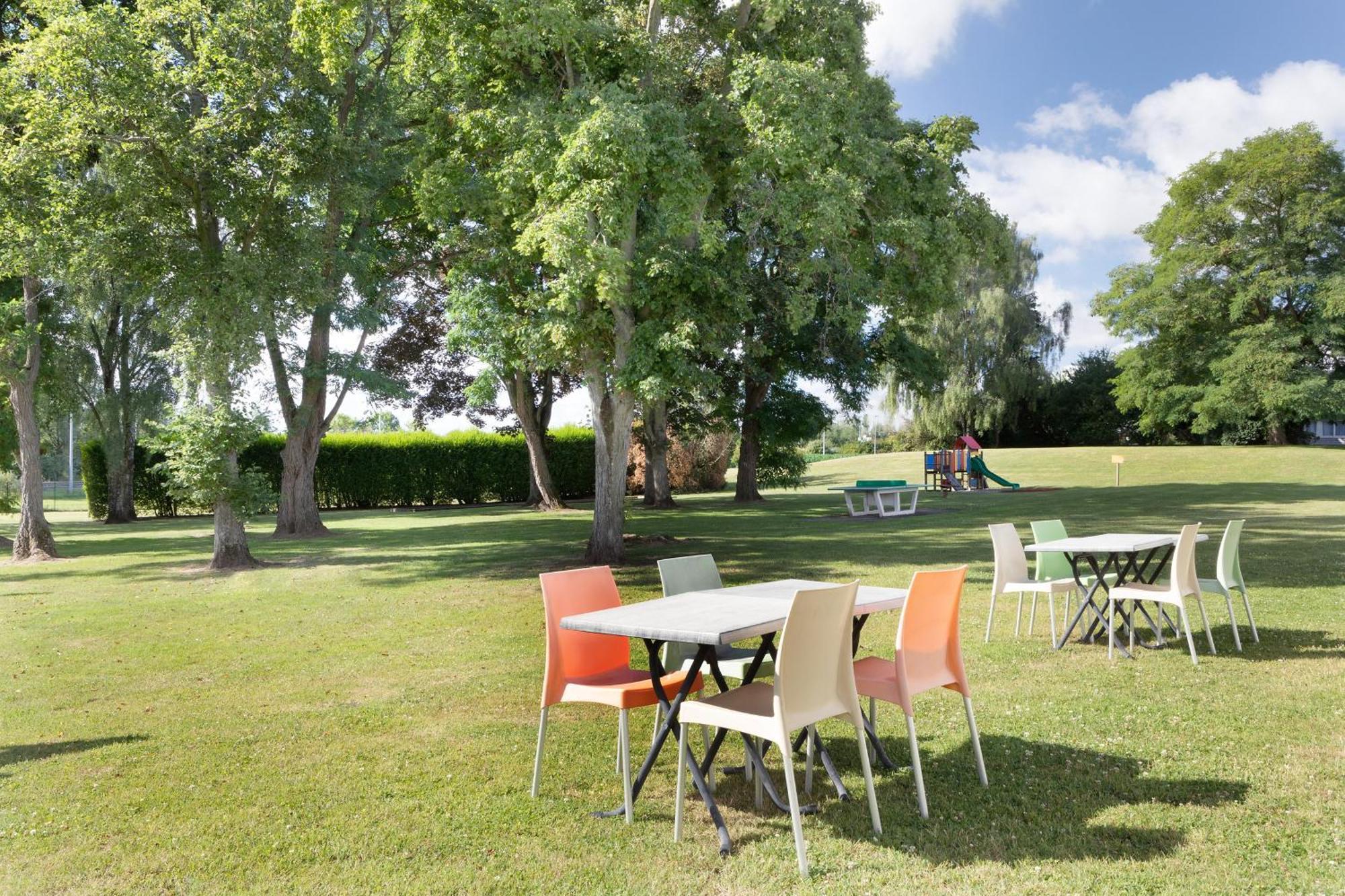 Lille Ouest By Ihg Hotel Englos