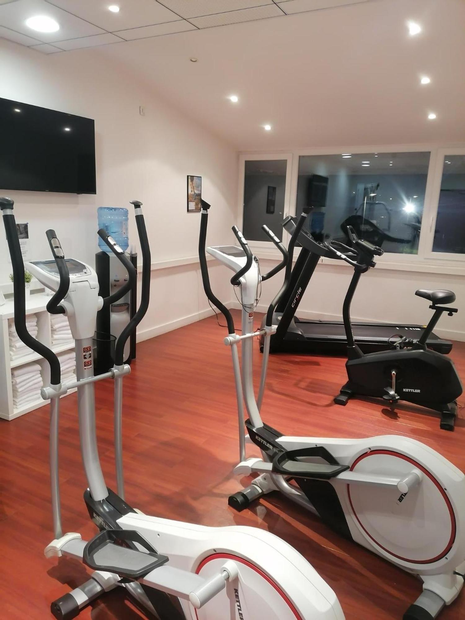 Hotel Lille Ouest By Ihg Englos